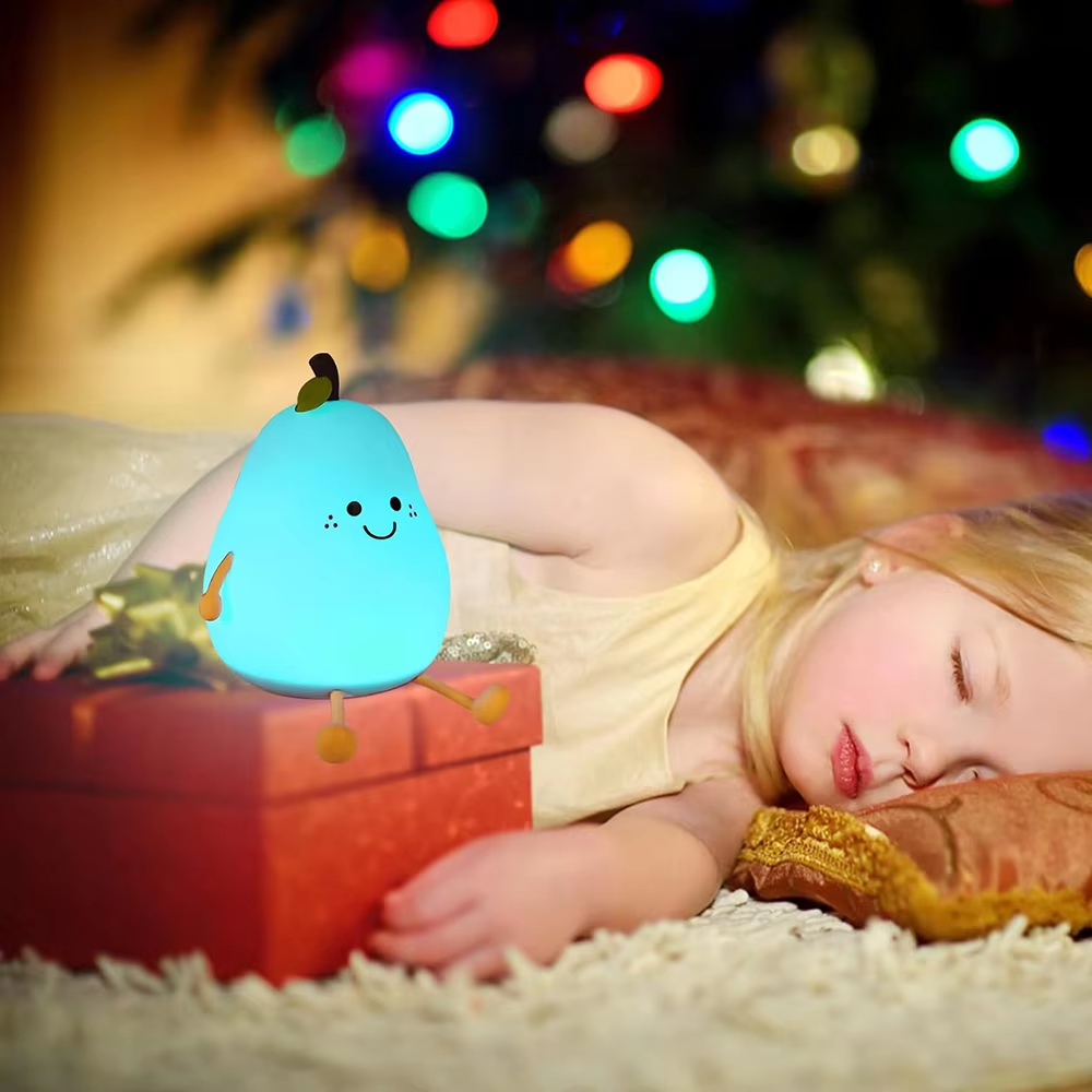 Rechargeable silicone night light for children