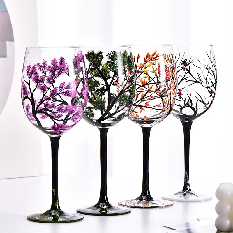 Handmålade glas inspirerade av de fyra årstiderna 